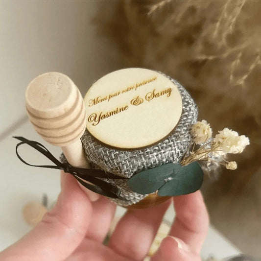 MON CADEAU INVITE - pot de miel personnalisés avec tissu lin et bâton de miel cadeau invité mariage élégant