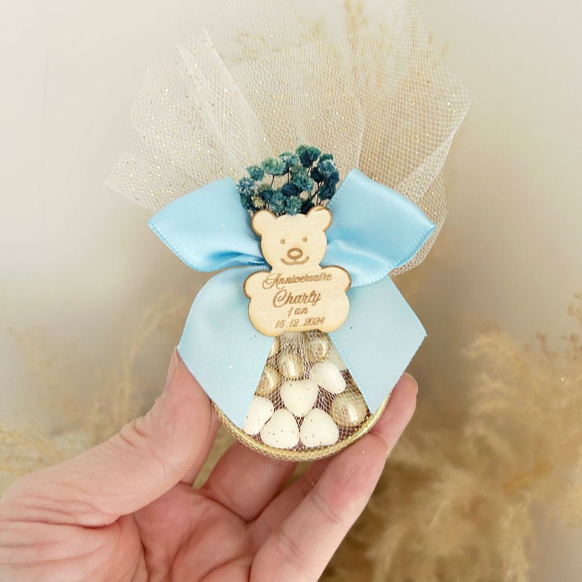 Dragée Bleuet - Boîte élégante avec bonbons au sucre vanillé, pastilles de chocolat, ruban en lin bleu et fleurs séchées, parfaite pour baptêmes et anniversaires